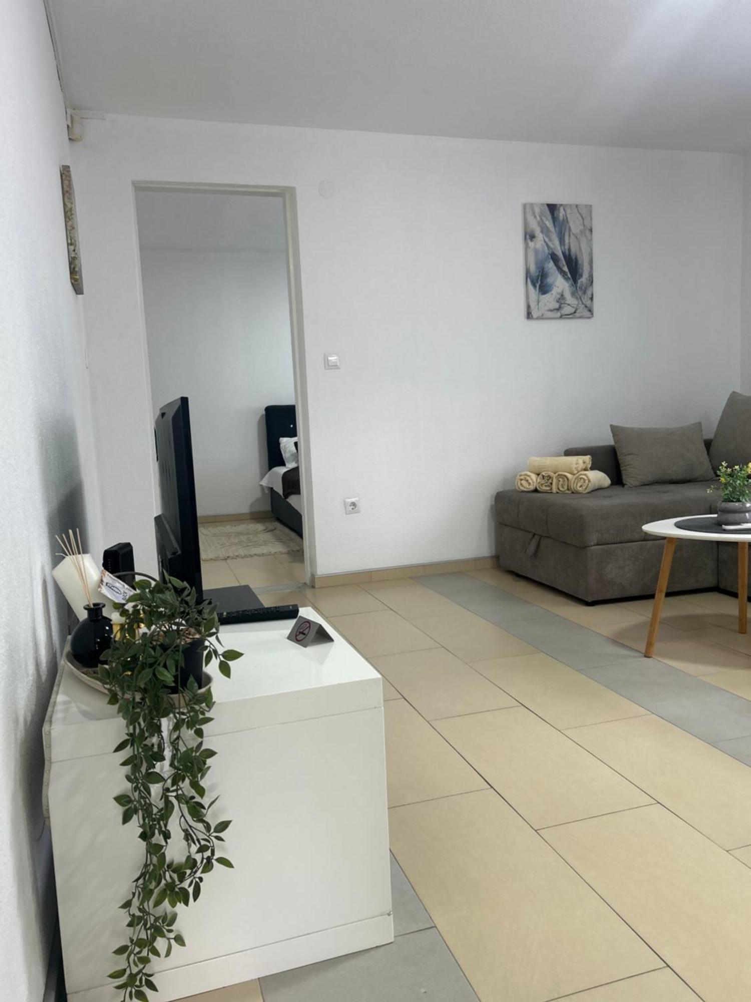 Apartmani Star Τούζλα Εξωτερικό φωτογραφία
