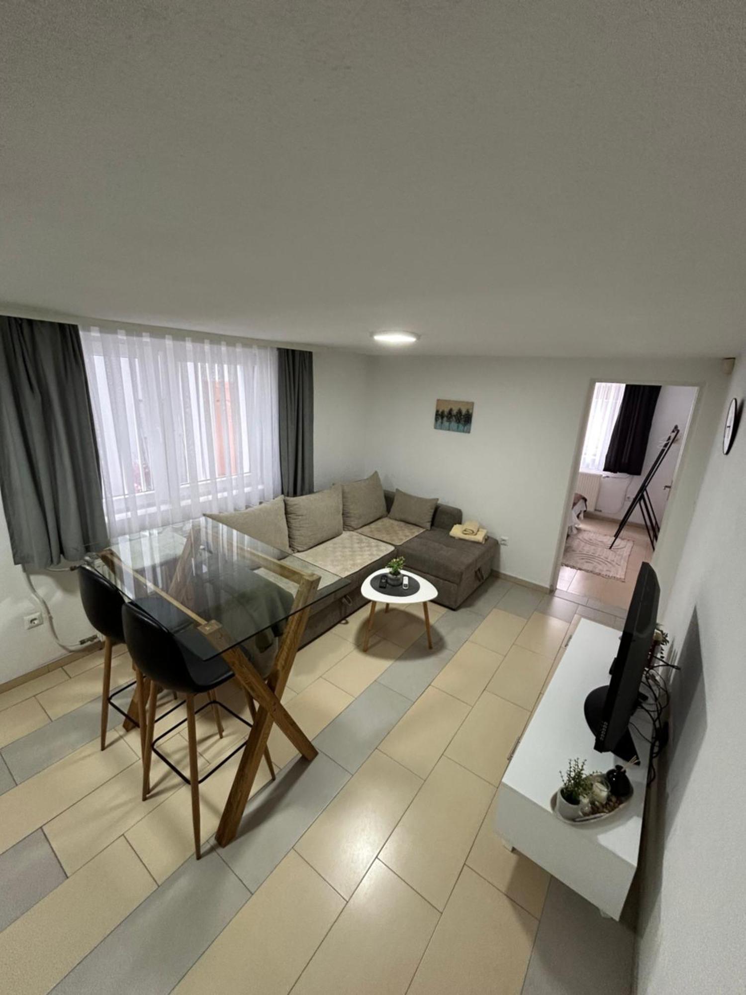 Apartmani Star Τούζλα Εξωτερικό φωτογραφία